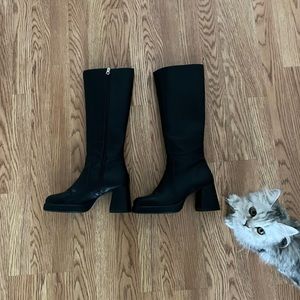 UO Vix Knee High Boots. Size 7 (EU 5)